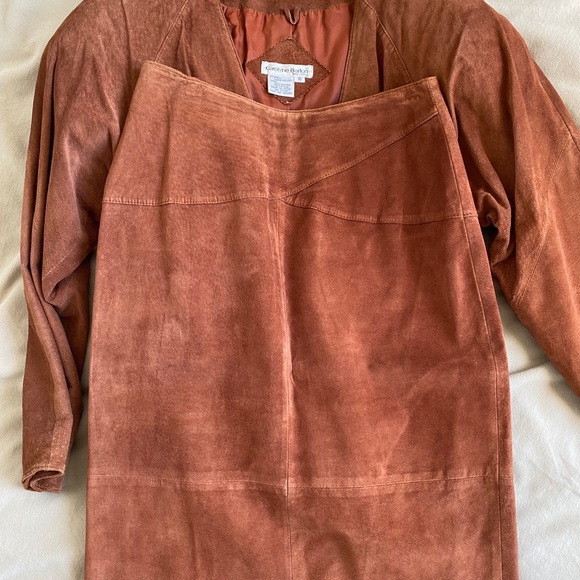 Vintage Suede Skirt and Blazer / Jacket - Picture 4 of 6